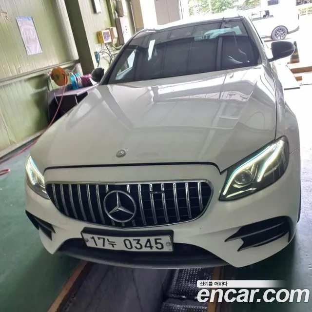 Mercedes-Benz E-Class 2016