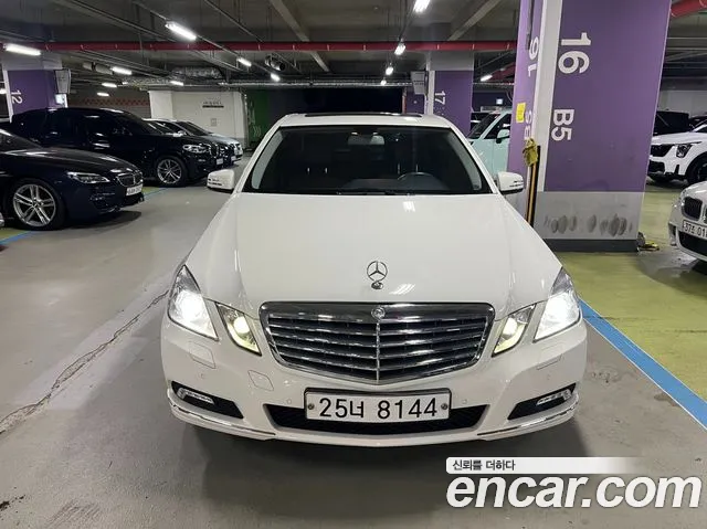 Mercedes-Benz E-Class 2010