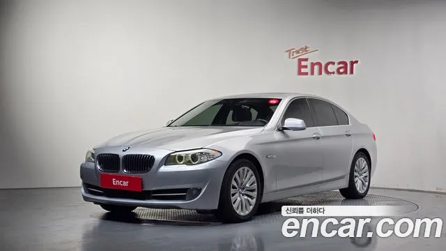 BMW 5-Series 2012