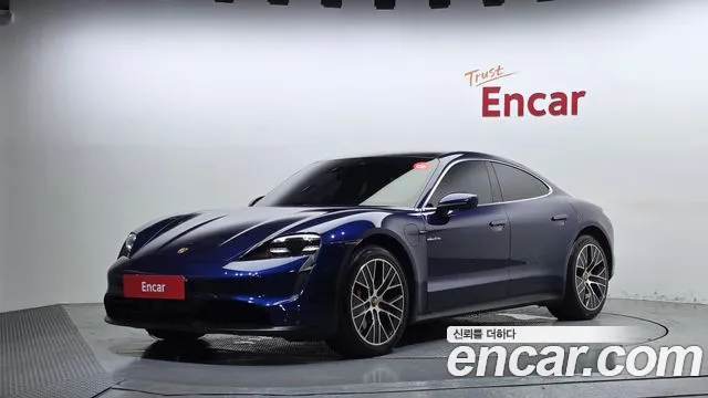 Porsche Taycan 2021