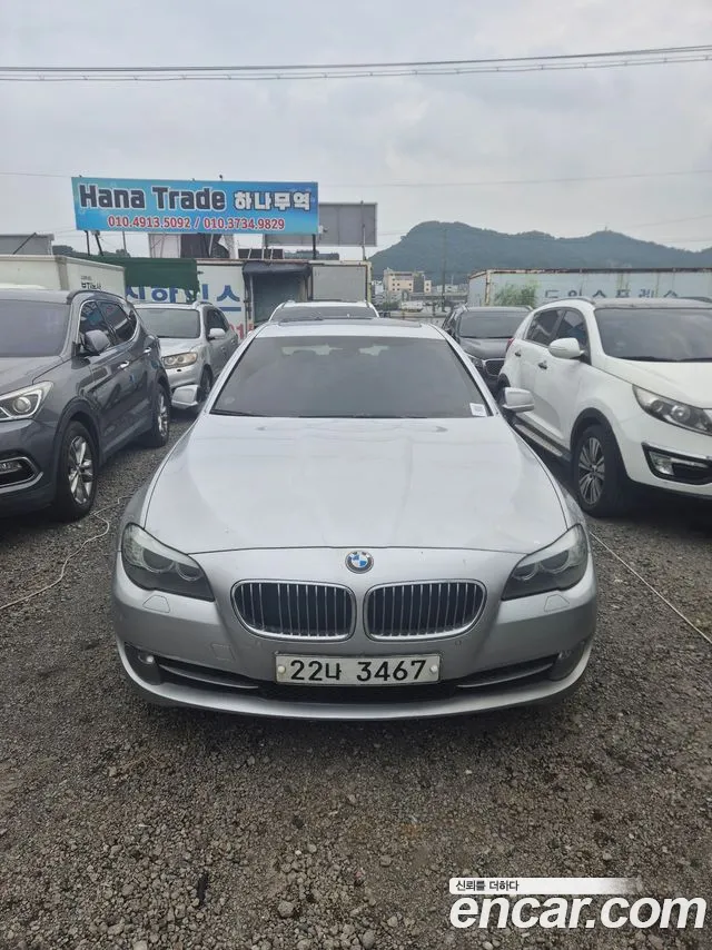 BMW 5-Series 2011