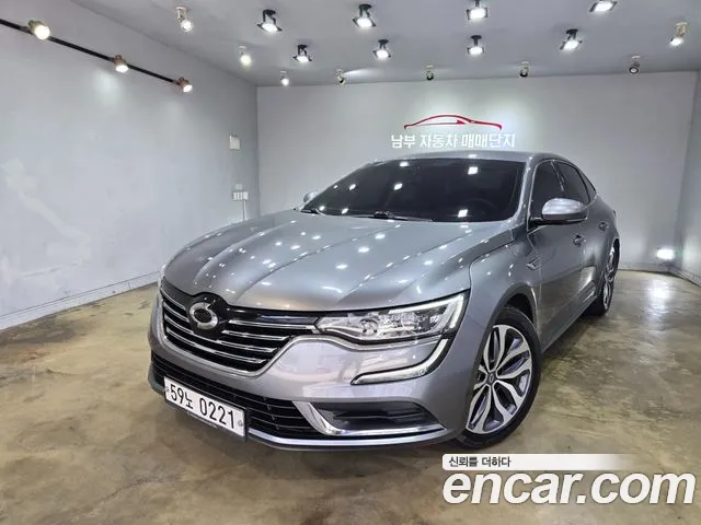 Renault SM6 2016