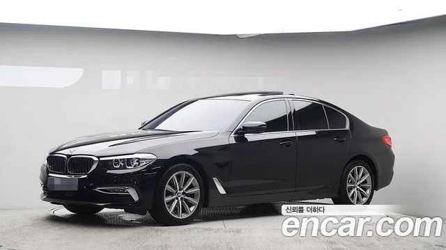 BMW 5-Series 2019