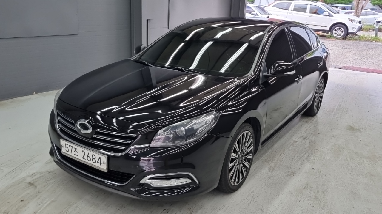 Renault SM7 2015