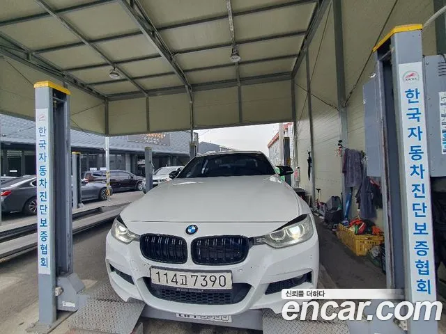 BMW 3-Series 2015