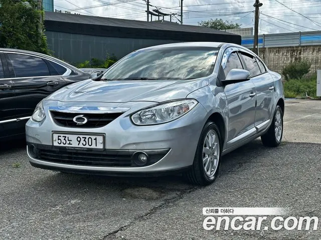 Renault SM3 2011