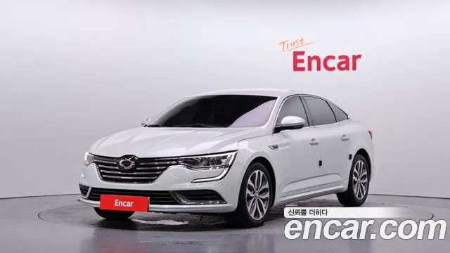 Renault SM6 2016