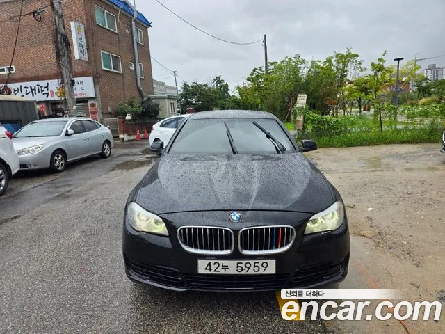 BMW 5-Series 2010