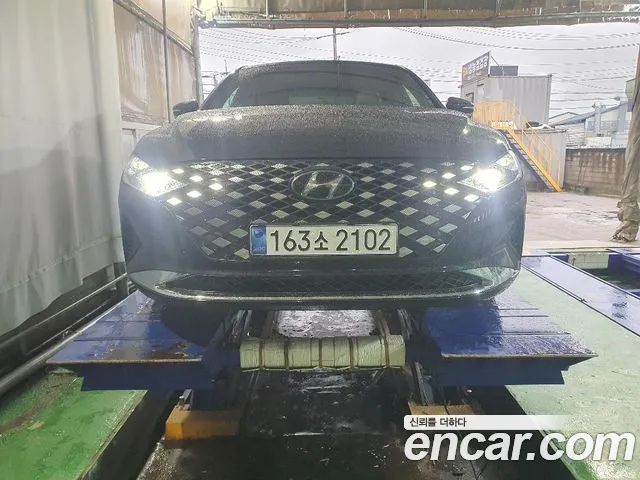 Hyundai Grandeur 2021