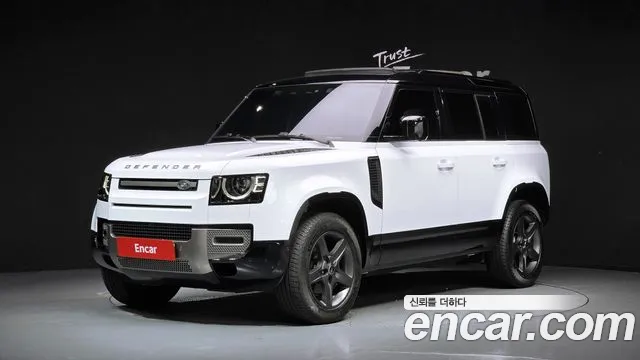 Land Rover Defender 2025