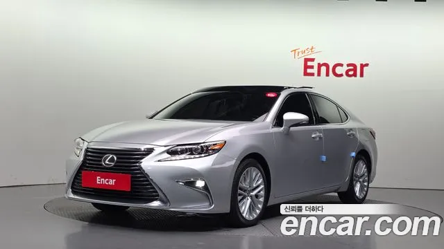 Lexus ES 2016