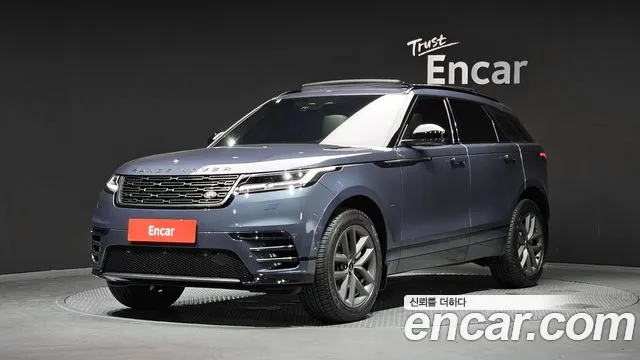 Land Rover Range Rover Velar 2026