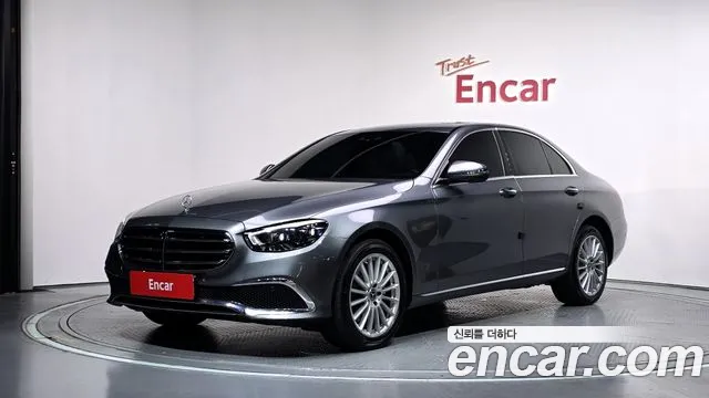 Mercedes-Benz E-Class 2023