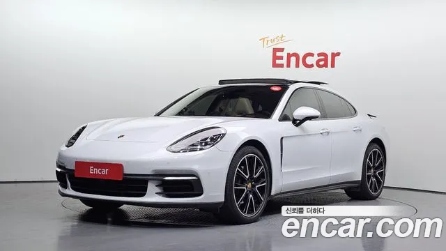 Porsche Panamera 2018
