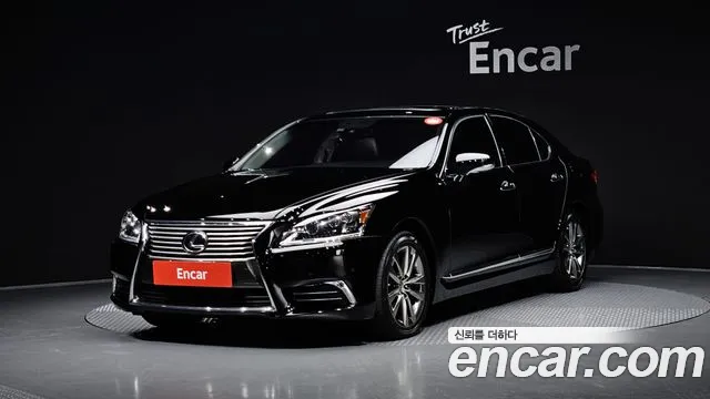 Lexus LS 2015