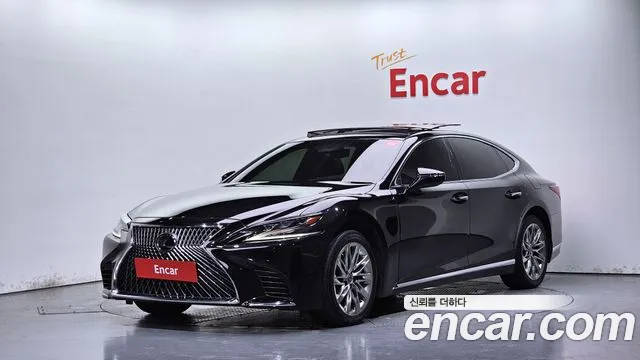 Lexus LS 2018