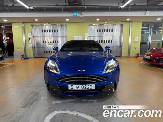 Aston Martin Vanquish 2015