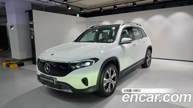 Mercedes-Benz EQB 2026