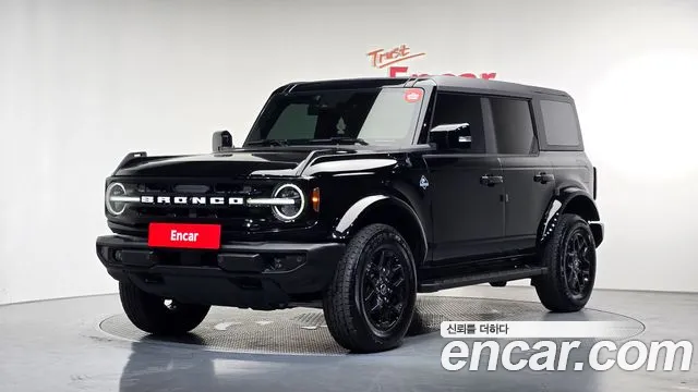 Ford Bronco 2023