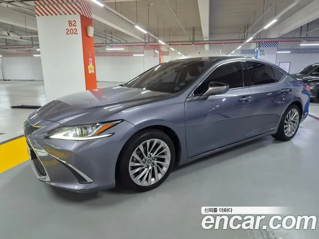 Lexus ES 2018