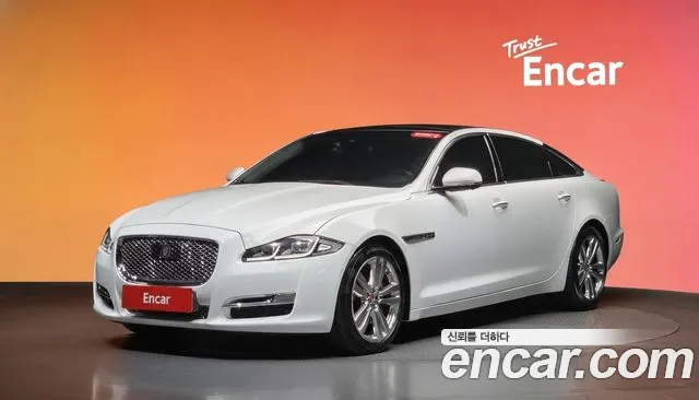Jaguar XJ 2016
