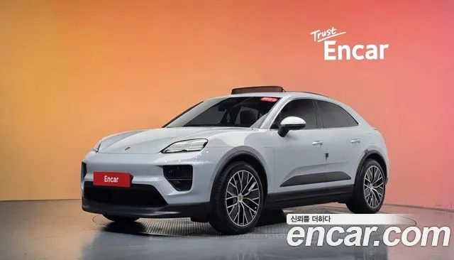 Porsche Macan 2025
