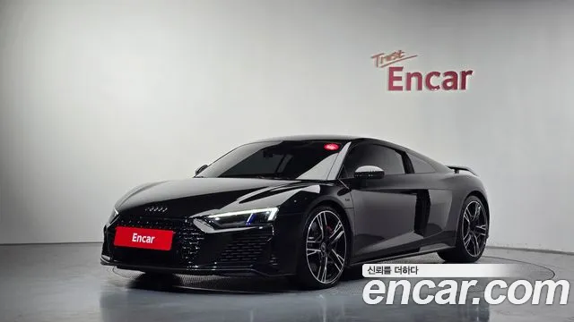 Audi R8 2021