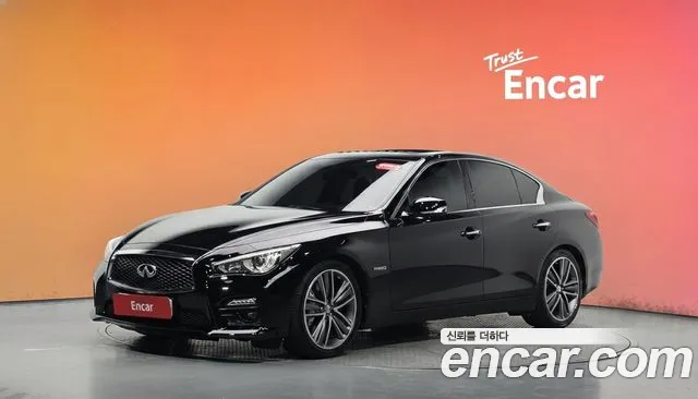 Infiniti Q50 2015