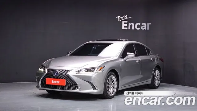 Lexus ES 2018