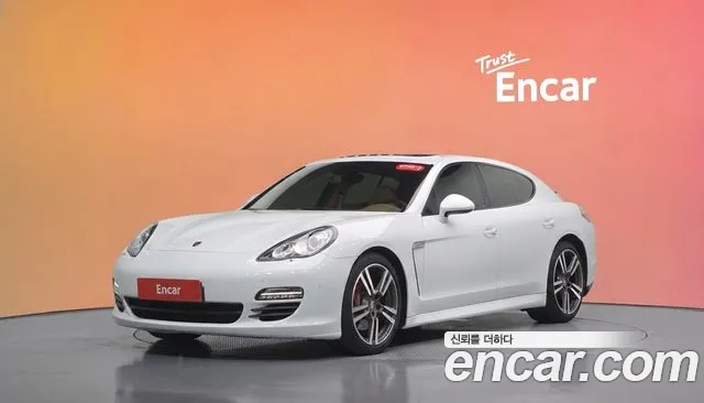 Porsche Panamera 2012