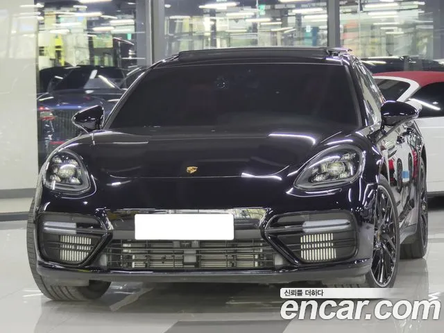 Porsche Panamera 2019