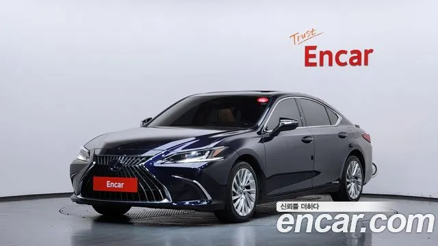 Lexus ES 2022