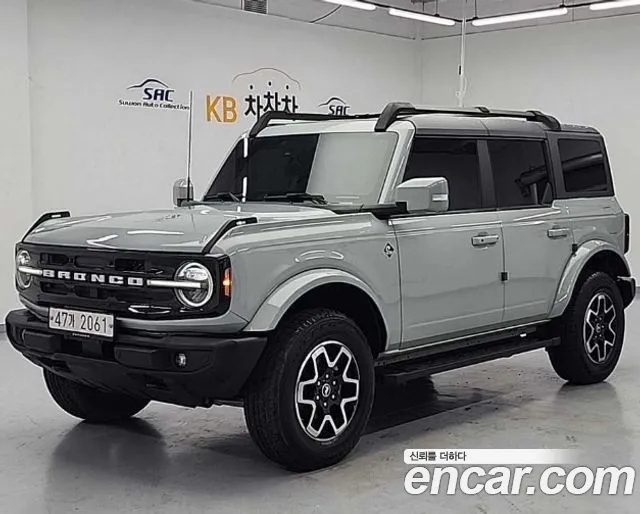 Ford Bronco 2023