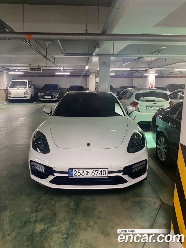 Porsche Panamera 2018