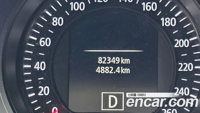Renault SM6 2017