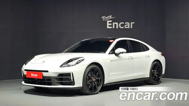 Porsche Panamera 2024