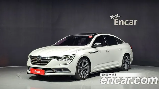 Renault SM6 2016