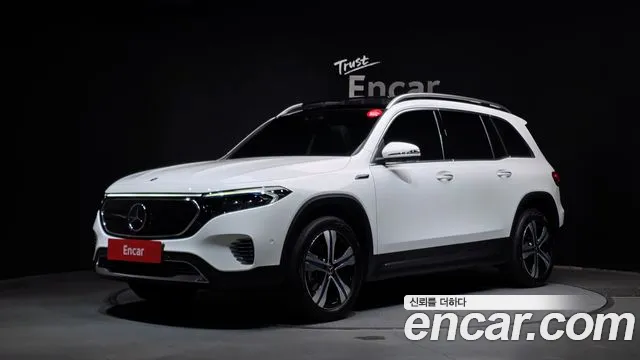 Mercedes-Benz EQB 2022