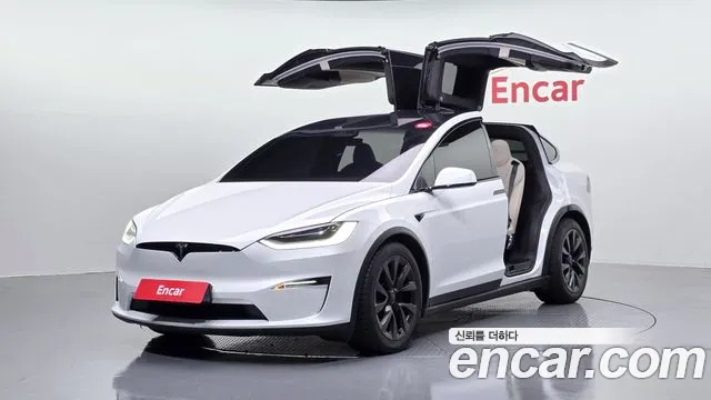 Tesla Model X 2023