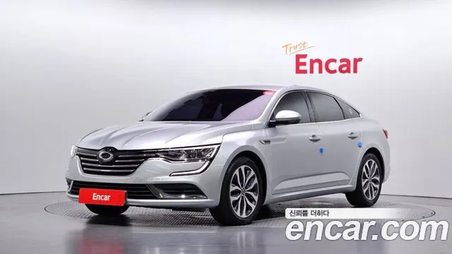 Renault SM6 2016