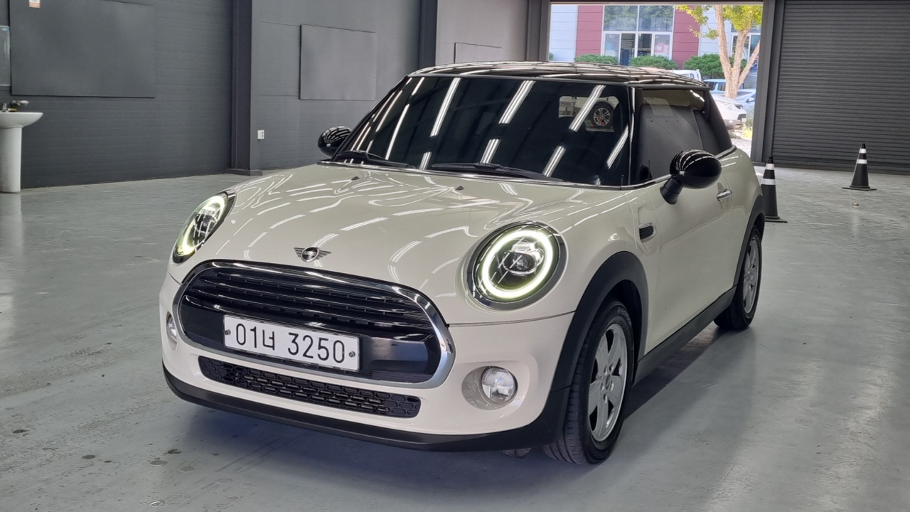 MINI Cooper 2018
