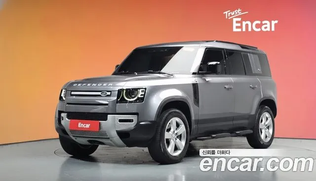 Land Rover Defender 2023