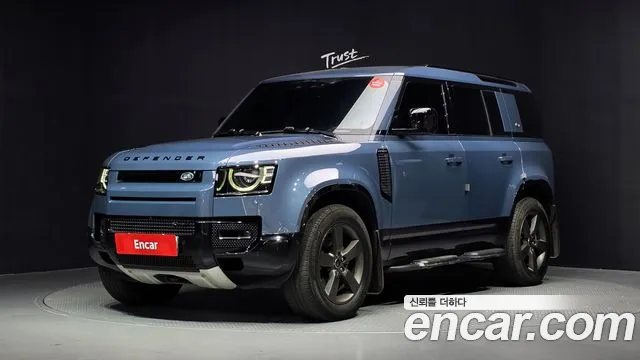 Land Rover Defender 2021