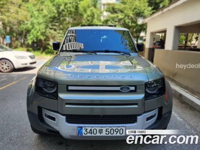 Land Rover Defender 2020
