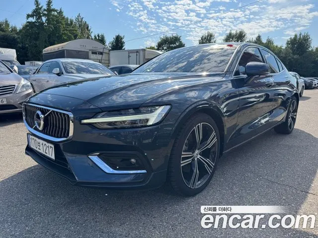 Volvo S60 2021