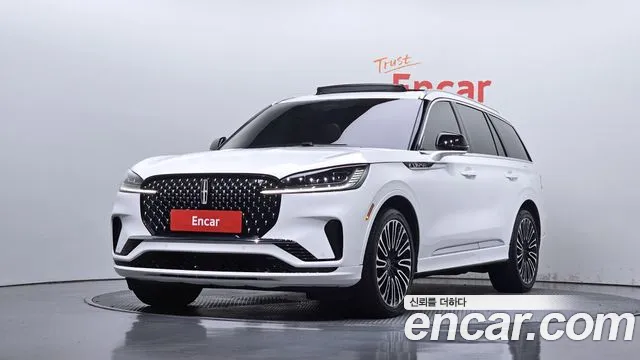 Lincoln Aviator 2025
