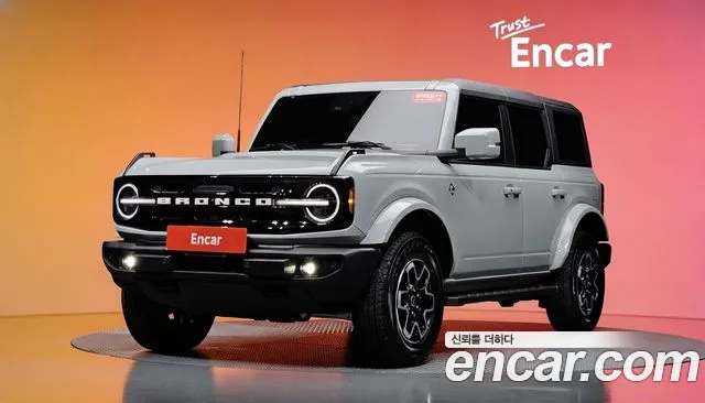 Ford Bronco 2024