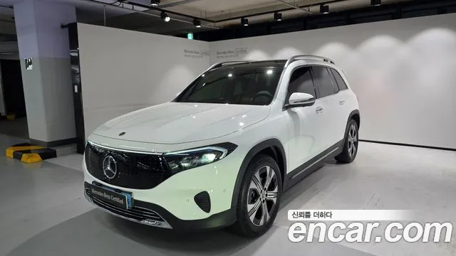 Mercedes-Benz EQB 2025