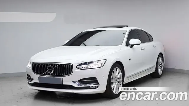 Volvo S60 2022