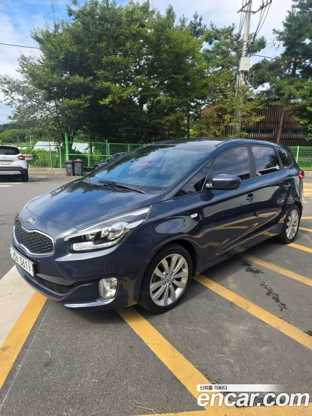 Kia Carens 2015